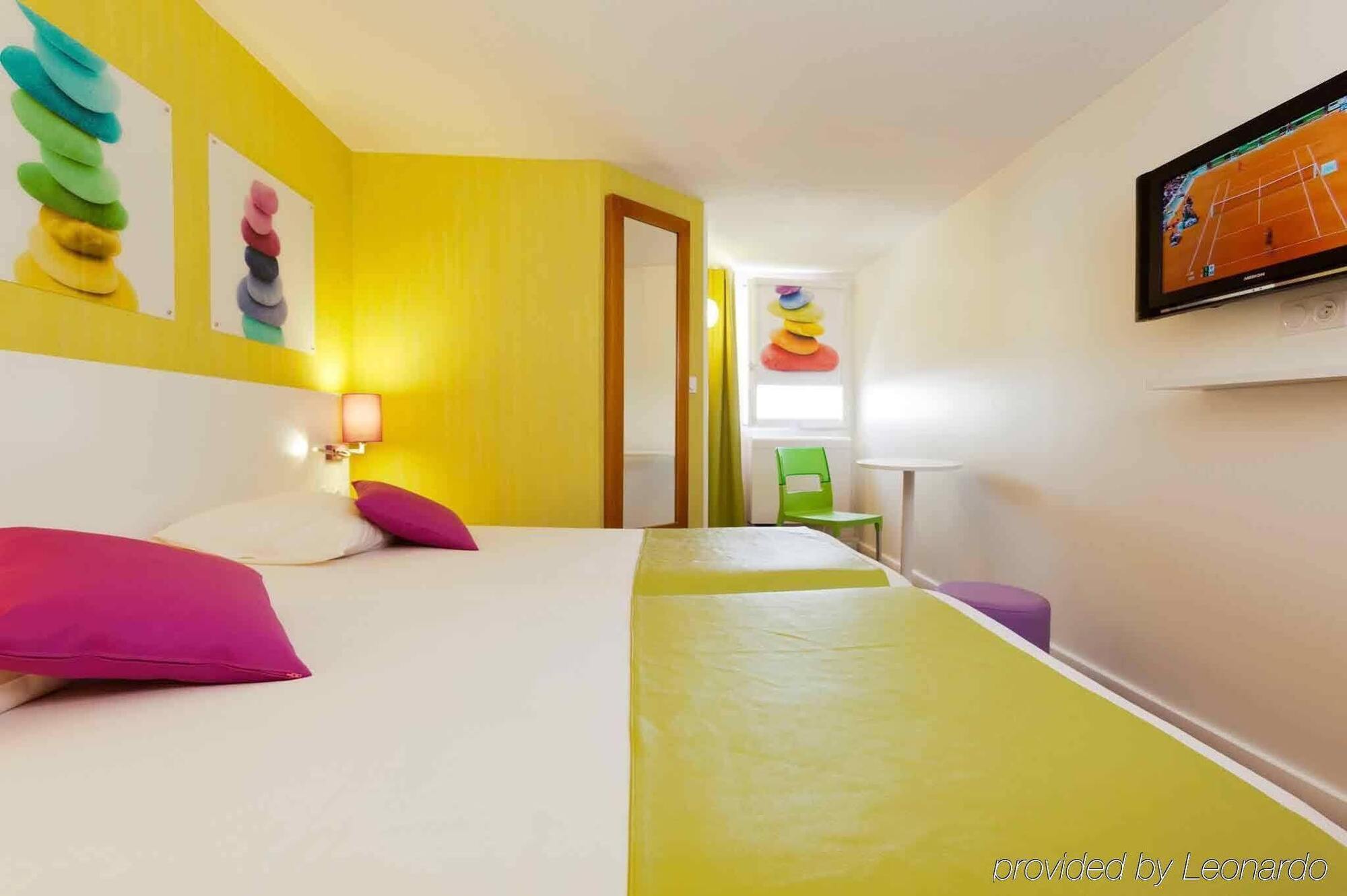Hotel Ibis Styles Paris Saint Denis La Plaine Exterior foto